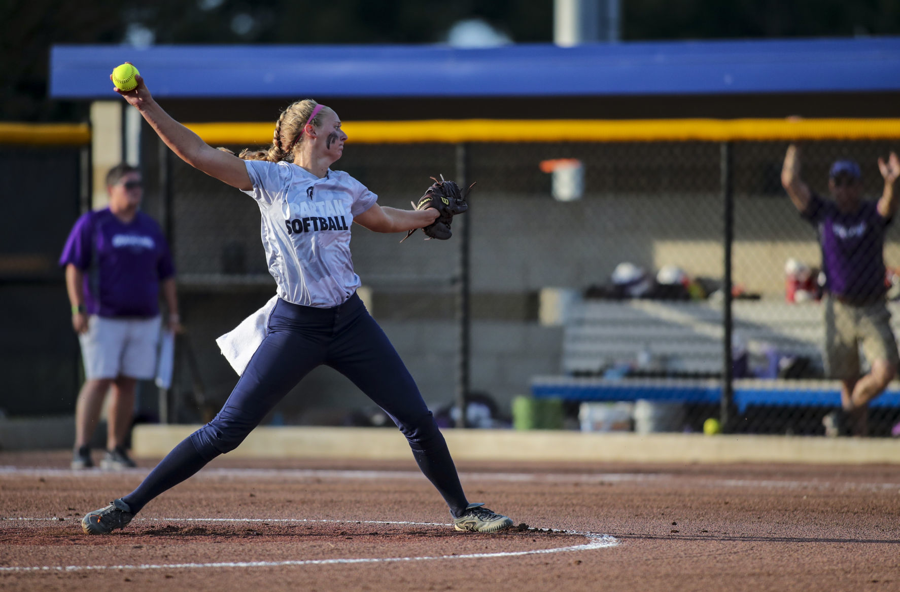 071018-softball-final-037